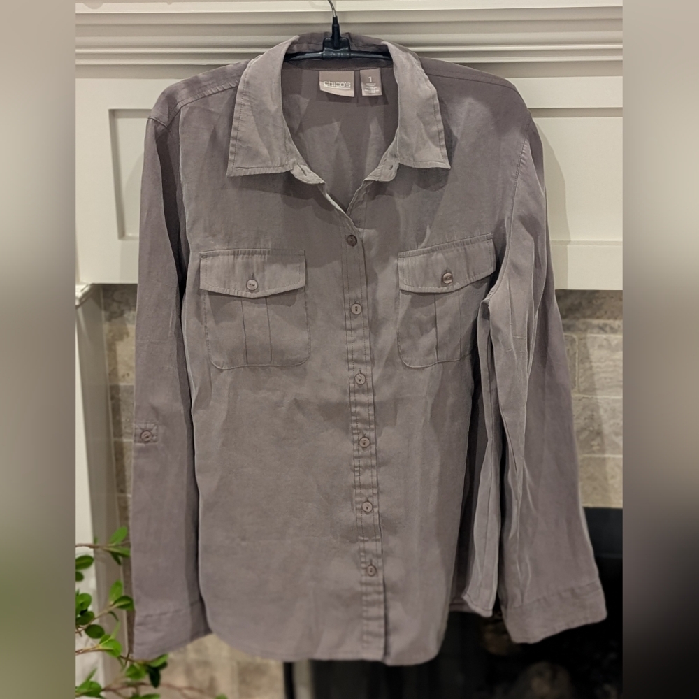 Chico's 1 Taupe Button-Up Longsleeve Blouse